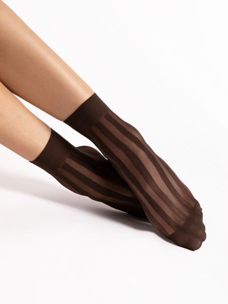 Eleganta tunna sockor med randmönster från Fiore, 20 DEN